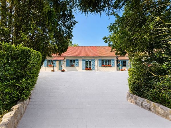 Le charme, un jardin soigné et de multiples possibilités