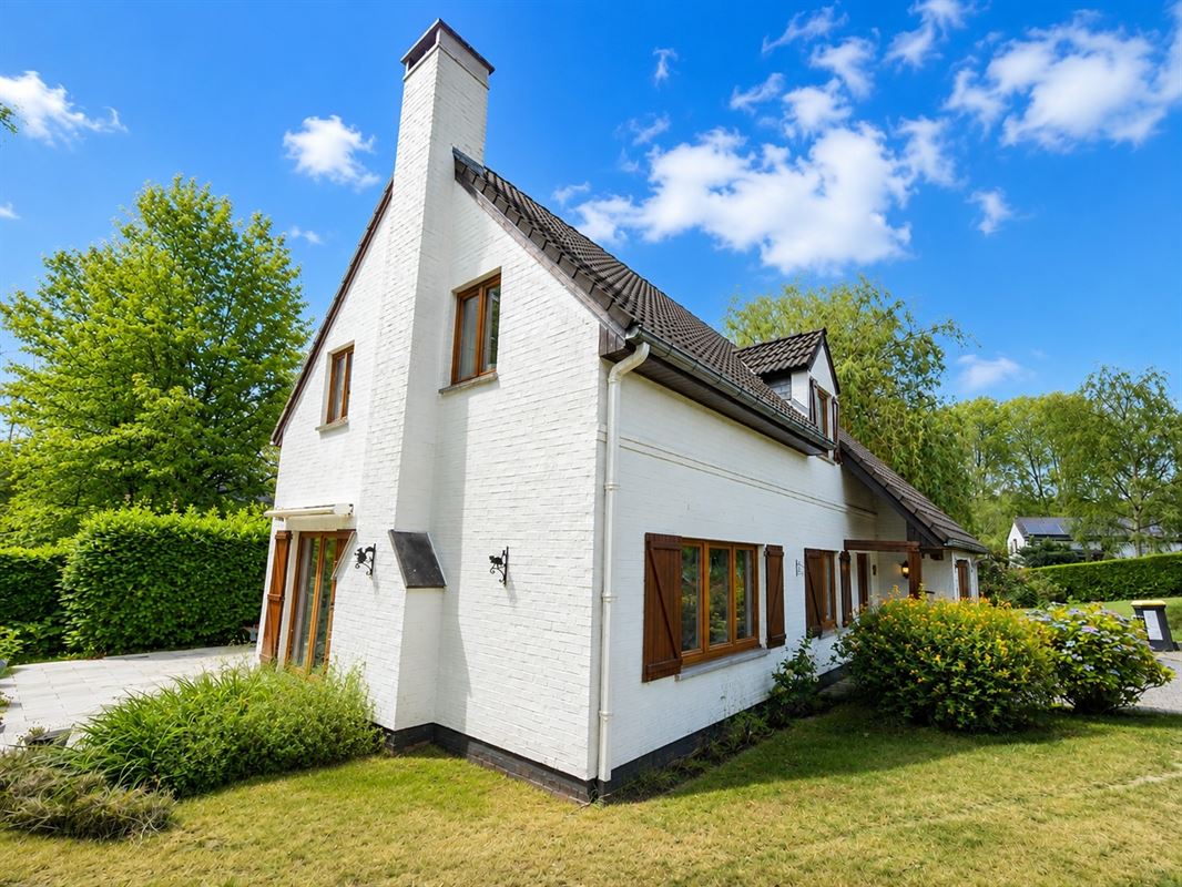 Jolie Villa dans un clos prisé !!