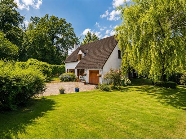 Jolie Villa dans un clos prisé !!