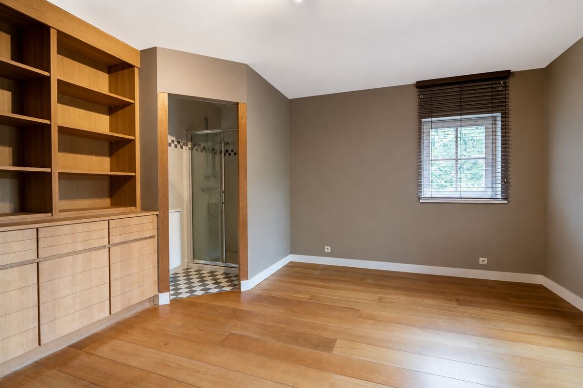 MAISON D’ARCHITECTE – 680 M² – 6 CH. – 51 ARES – ESPACE WELLNESS