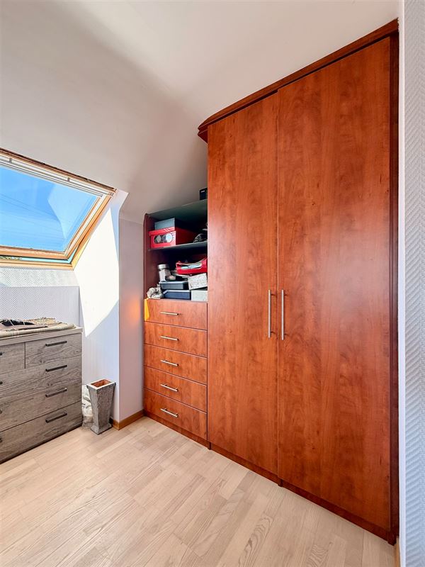 Jolie maison avec grand jardin à Grand-Leez