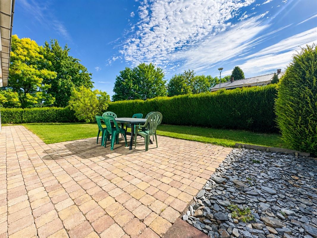 MAISON DE PLAIN-PIED - CALME - JARDIN