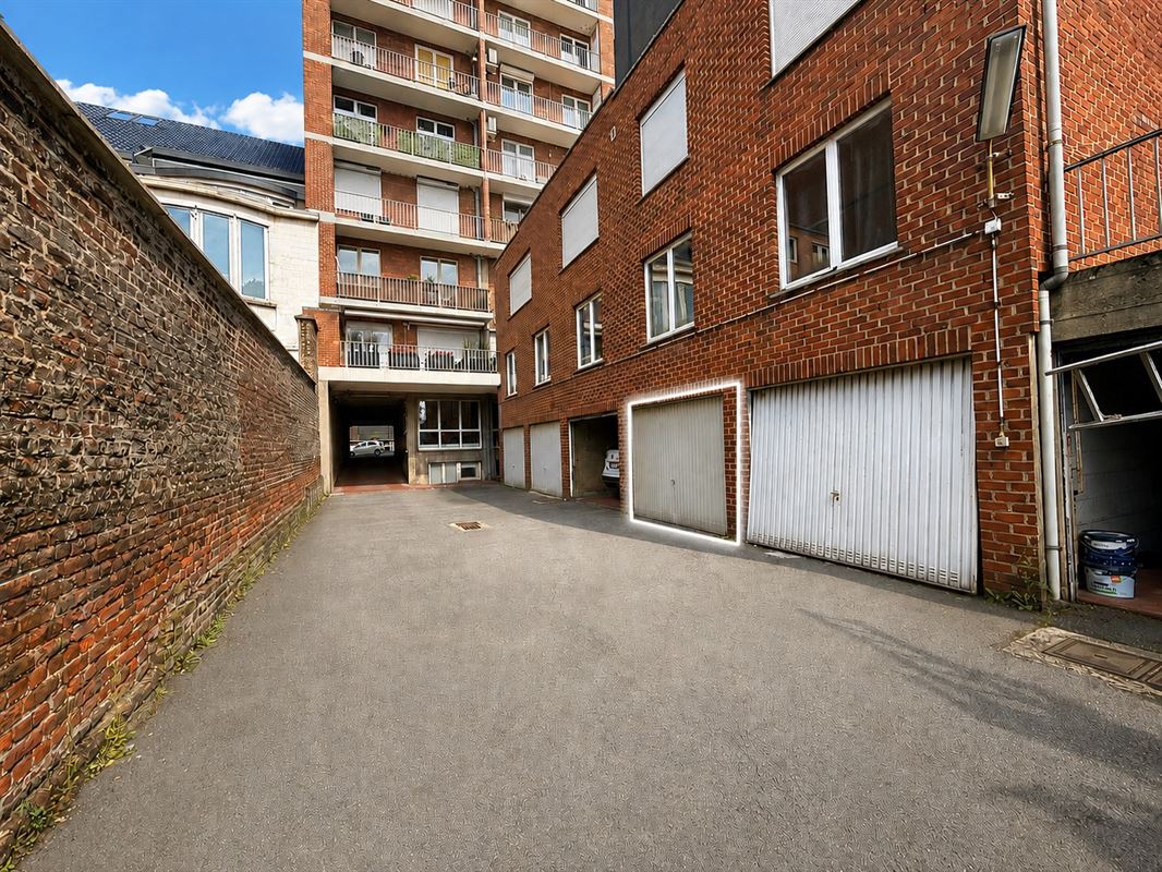 CHARMANT APPARTEMENT 1CH + GARAGE - IDÉALEMENT SITUÉ