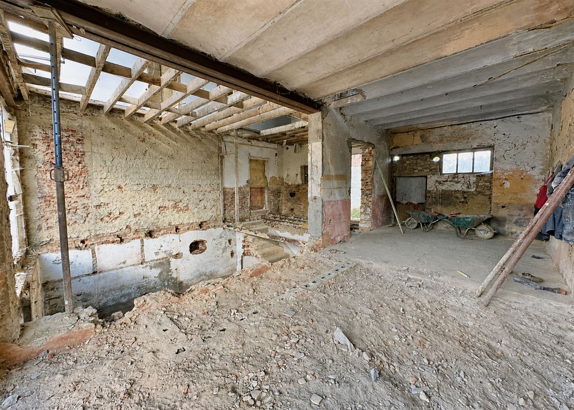 Immeuble de rapport - 2 logements + commerce