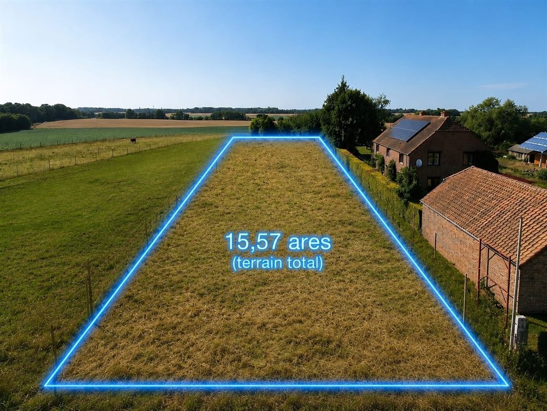 Terrain avec permis - Possibilité d'y construire une maison