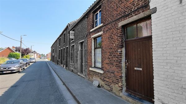 SOUS OPTION - PLUS DE VISITE - Maison à restaurer + jardin