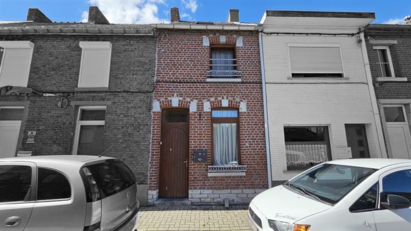 SOUS OPTION - PLUS DE VISITE - Maison à rafraichir + jardin