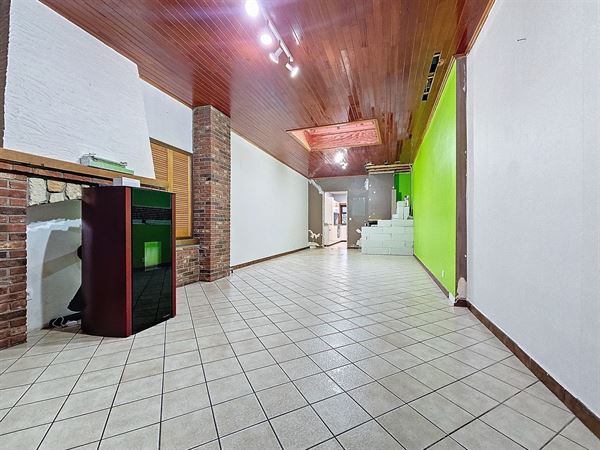 SOUS OPTION - PLUS DE VISITE - Maison à rénover + jardin