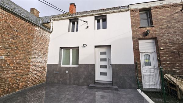 SOUS OPTION - PLUS DE VISITE -  Maison habitable rapidement + jardin