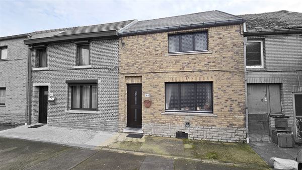 SOUS OPTION - PLUS DE VISITE - Maison à rénover + jardin