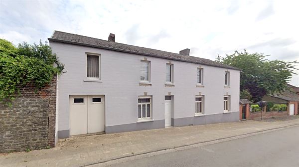 VENDU ! PLUS DE VISITE - Grande maison d'habitation 4 chambres à rénover + garage et jardin