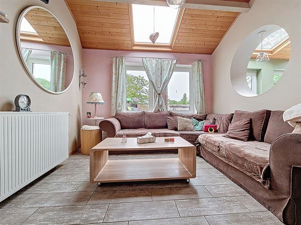 SOUS OPTION - PLUS DE VISITE - Chouette maison 3 façades habitable rapidement + garage et jardin