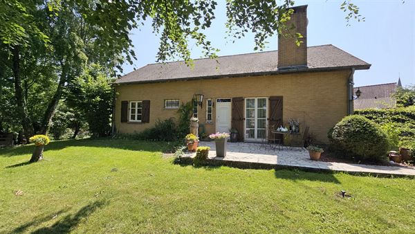 Villa avec chambre d'hôte et piscine