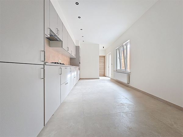 Maison habitable rapidement + terrasse et jardin