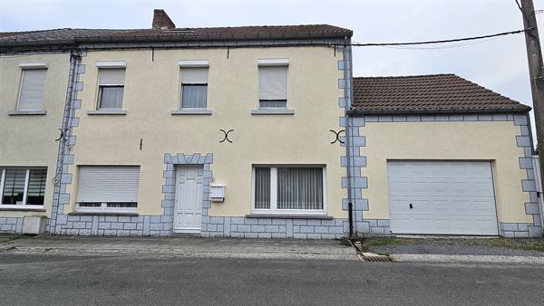 SOUS OPTION - PLUS DE VISITE - Maison 3 façades avec grand garage