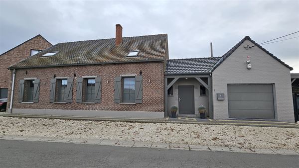 Jolie maison habitable rapidement 