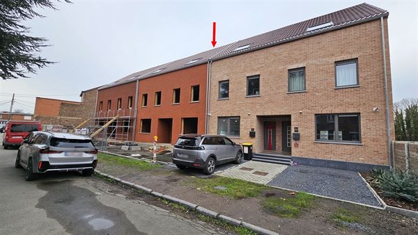 Grande maison vendue en gros oeuvre couvert fermé