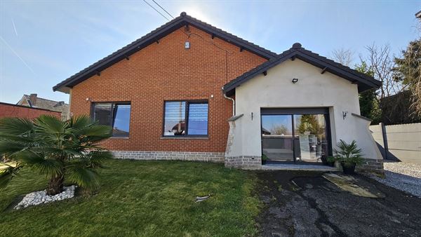 Chouette villa en semi plain-pied + espace profession libérale