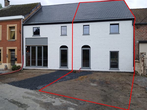 Nouvelle construction 2 chambres vendue en clé sur porte