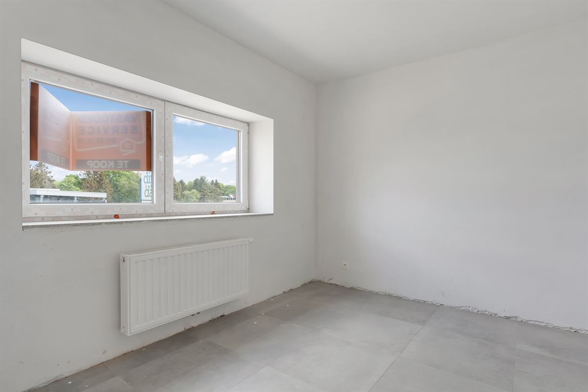 NIEUWBOUWAPPARTEMENT MET 2 SLAAPKAMERS EN ZUIDELIJK GEORIËNTEERD TERRAS