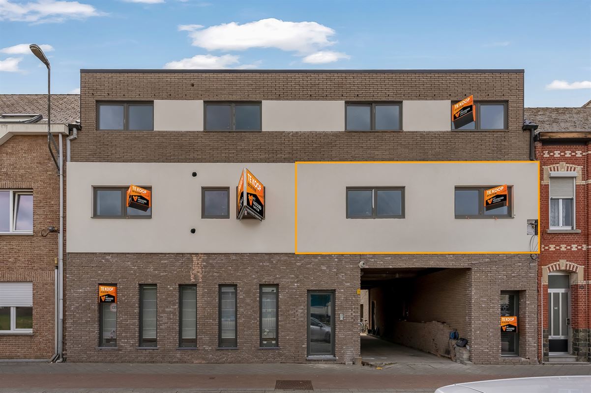 NIEUWBOUWAPPARTEMENT MET 2 SLAAPKAMERS EN ZUIDELIJK GEORIËNTEERD TERRAS
