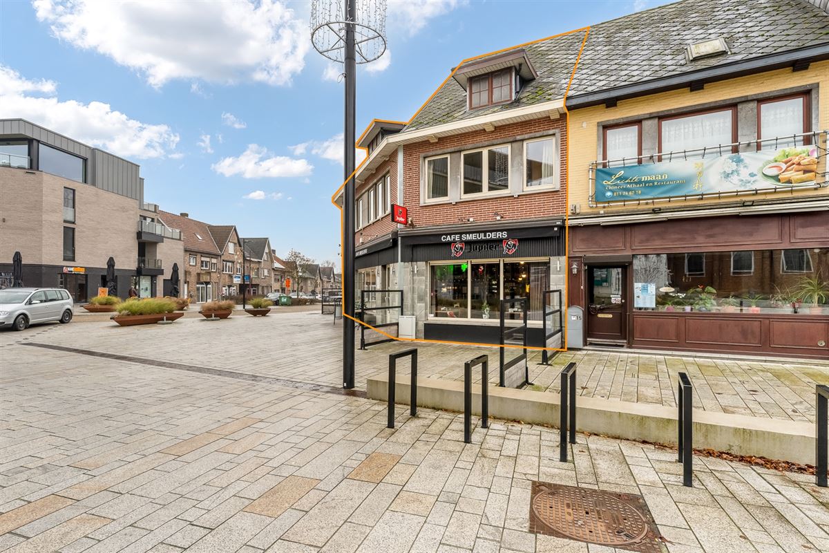 HORECA PAND MET GOEDE VISIBILITEIT EN RUIM APPARTEMENT GELEGEN P DE MARKT VAN BERINGEN