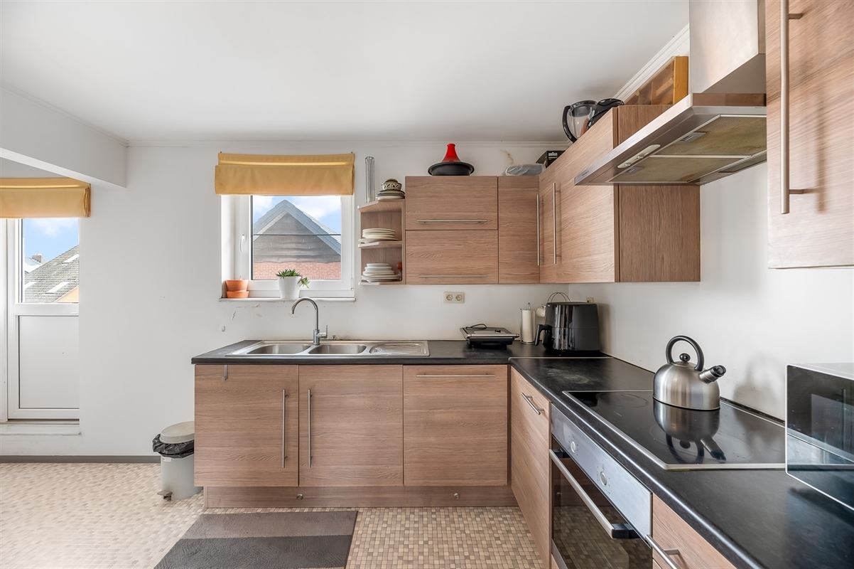 DUPLEX APPARTEMENT MET 2 SLAAPKAMERS TE PAAL