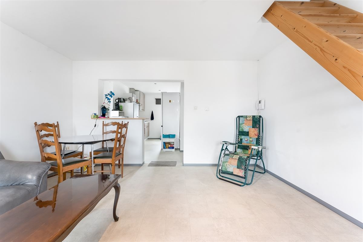 DUPLEX APPARTEMENT MET 2 SLAAPKAMERS TE PAAL
