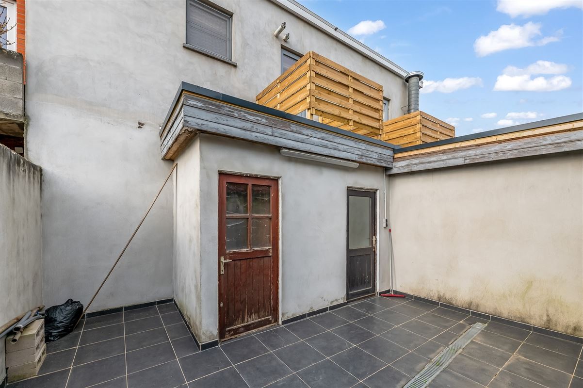 DUPLEX APPARTEMENT MET 2 SLAAPKAMERS TE PAAL