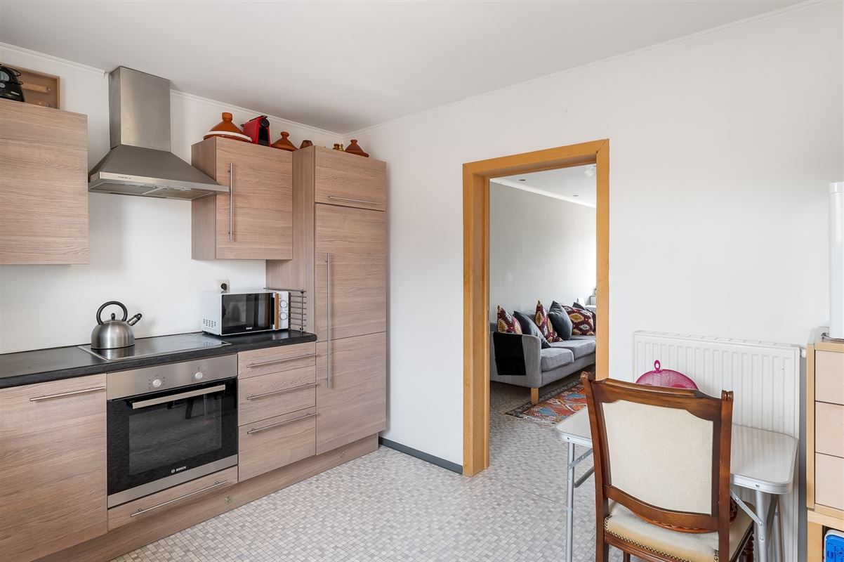DUPLEX APPARTEMENT MET 2 SLAAPKAMERS TE PAAL