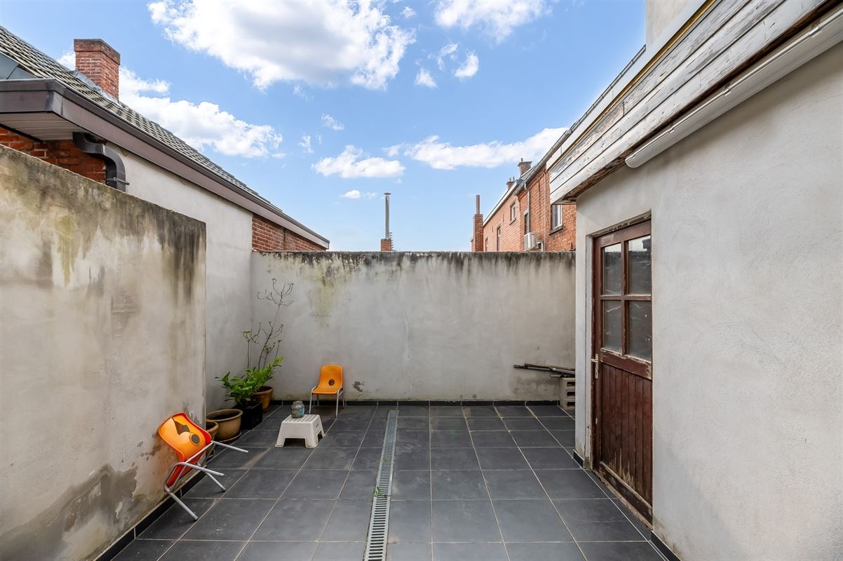 DUPLEX APPARTEMENT MET 2 SLAAPKAMERS TE PAAL