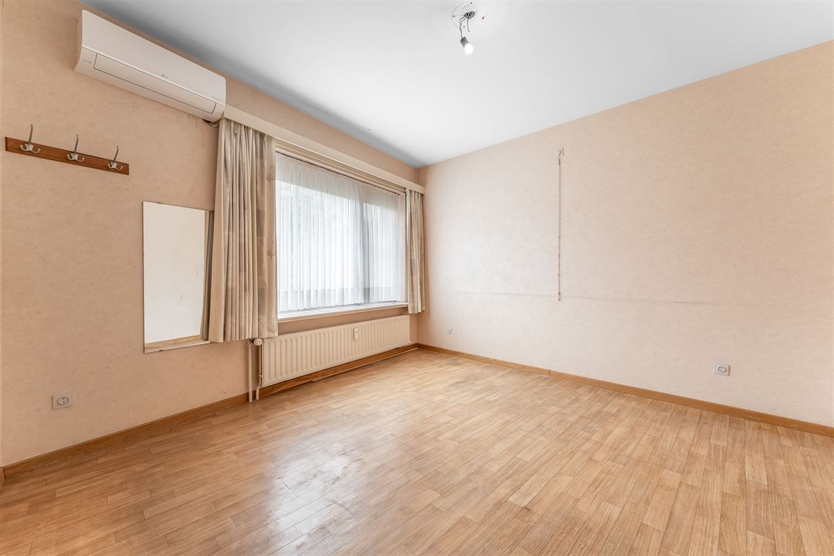 UNIEK APPARTEMENT (215M2!) MET VERANDA, TUIN, 4 SLPKS EN LIFT IN CENTRUM BALEN