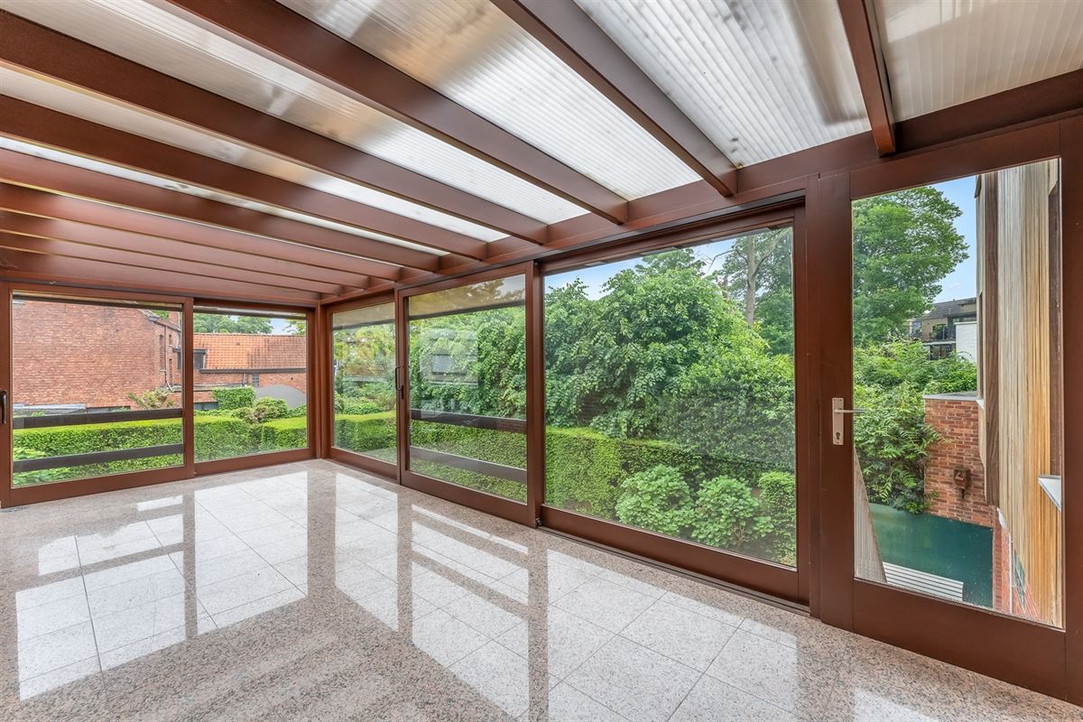 UNIEK APPARTEMENT (215M2!) MET VERANDA, TUIN, 4 SLPKS EN LIFT IN CENTRUM BALEN