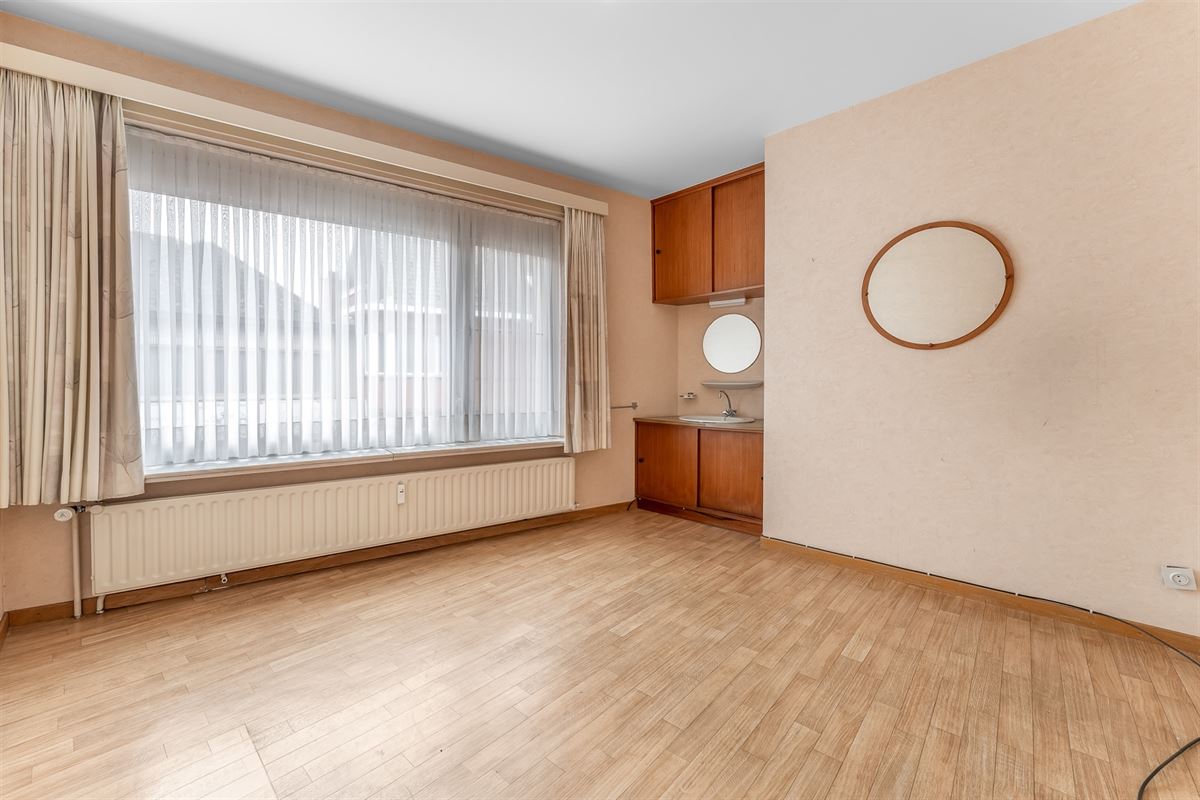 UNIEK APPARTEMENT (215M2!) MET VERANDA, TUIN, 4 SLPKS EN LIFT IN CENTRUM BALEN