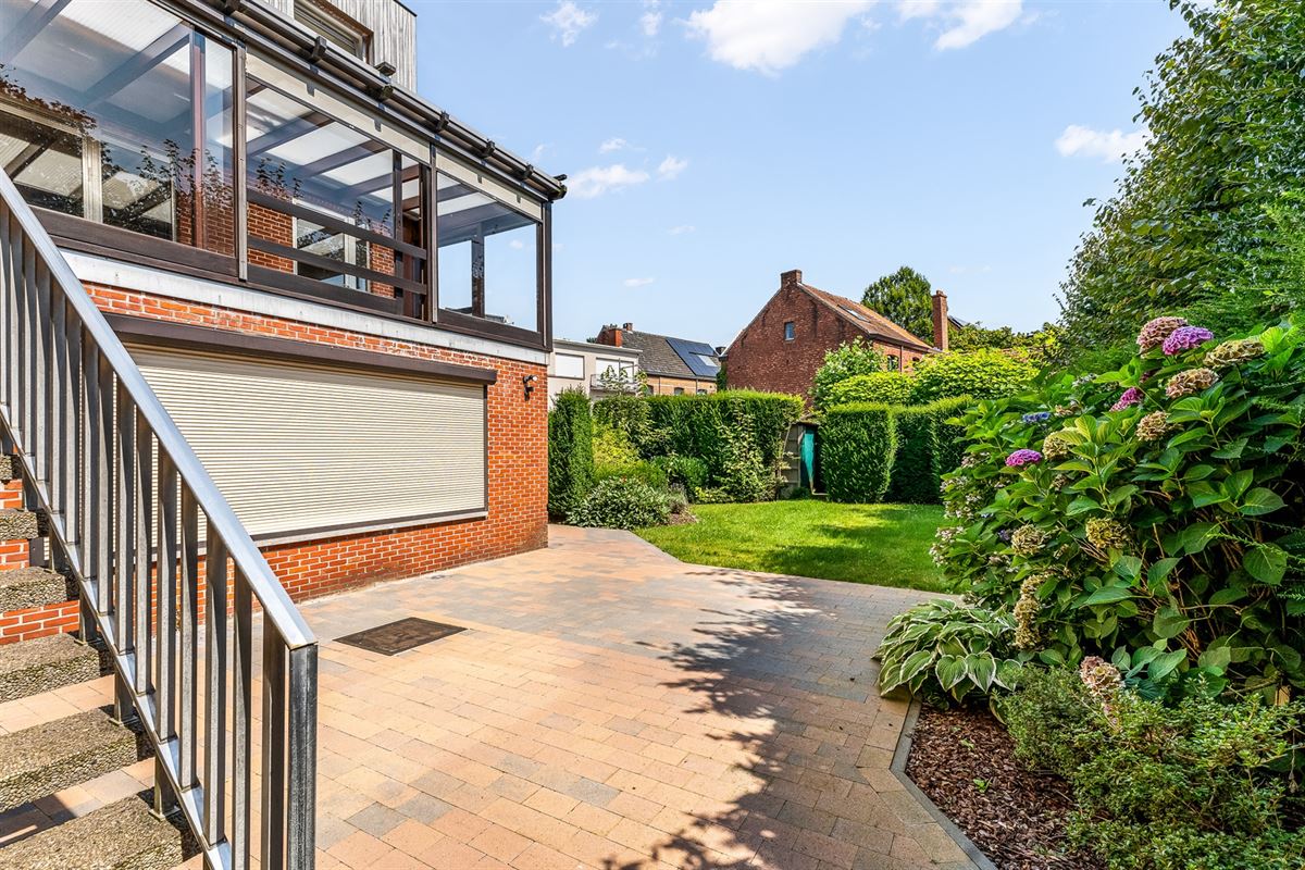 UNIEK APPARTEMENT (215M2!) MET VERANDA, TUIN, 4 SLPKS EN LIFT IN CENTRUM BALEN