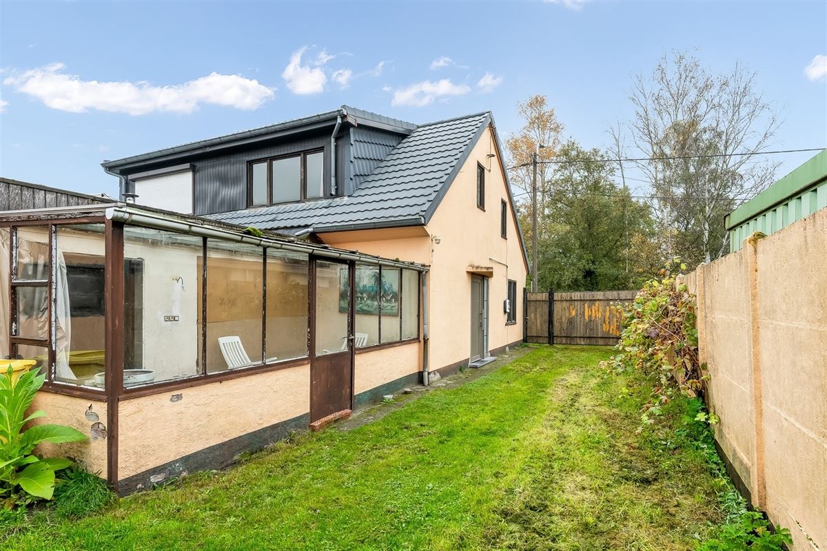GERENOVEERDE WONING OP ZALIGE, RUSTIGE LIGGING TE BALEN