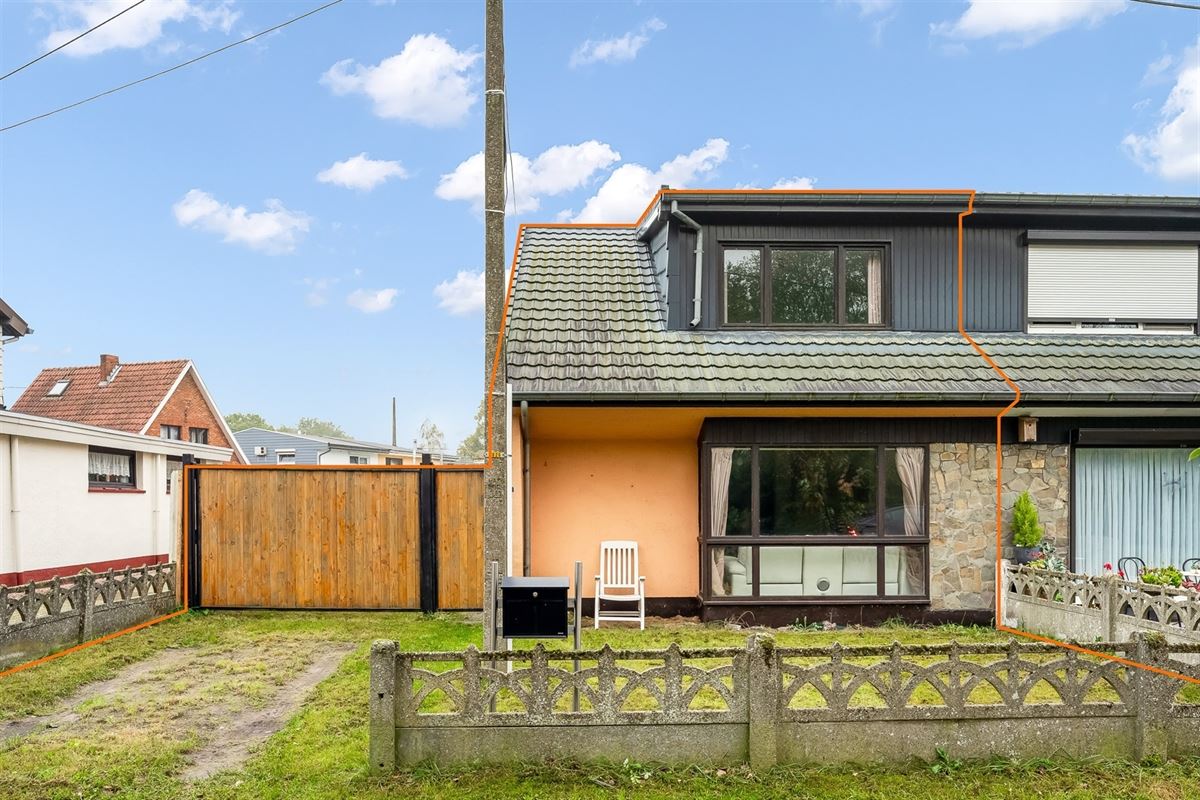 GERENOVEERDE WONING OP ZALIGE, RUSTIGE LIGGING TE BALEN