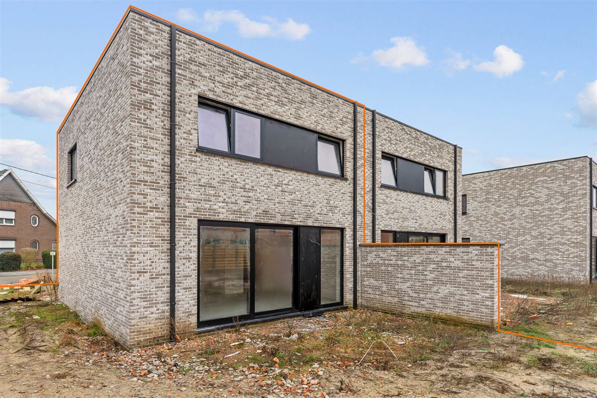 HOOG KWALITATIEVE NIEUWBOUWWONING OP CENTRALE LIGGING IN KOERSEL