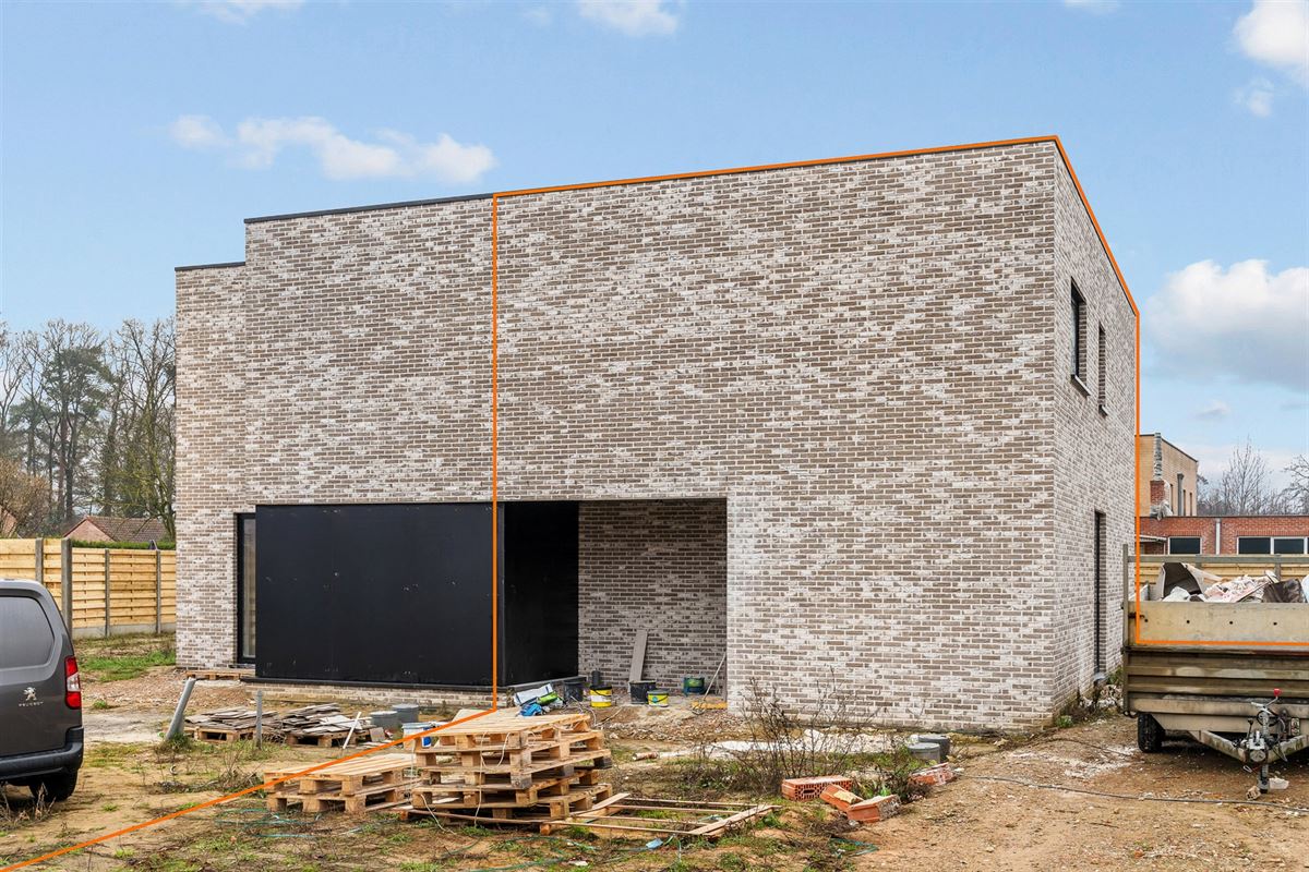 HOOG KWALITATIEVE NIEUWBOUWWONING OP CENTRALE LIGGING IN KOERSEL