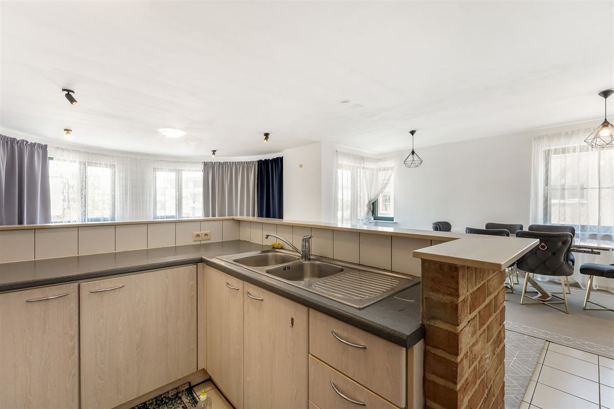 RUIM 2 SLAAPKAMER APPARTEMENT OP CENTRALE LIGGING IN BERINGEN CENTRUM