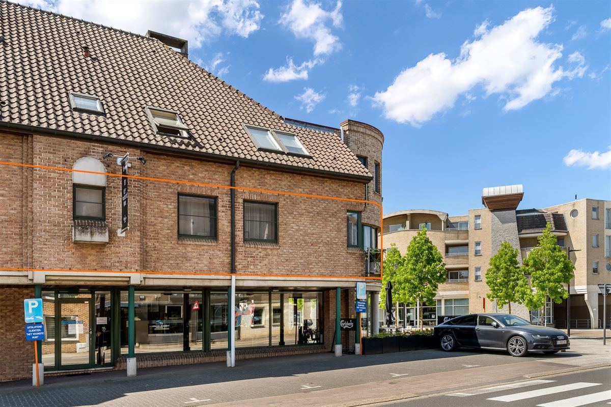 RUIM 2 SLAAPKAMER APPARTEMENT OP CENTRALE LIGGING IN BERINGEN CENTRUM