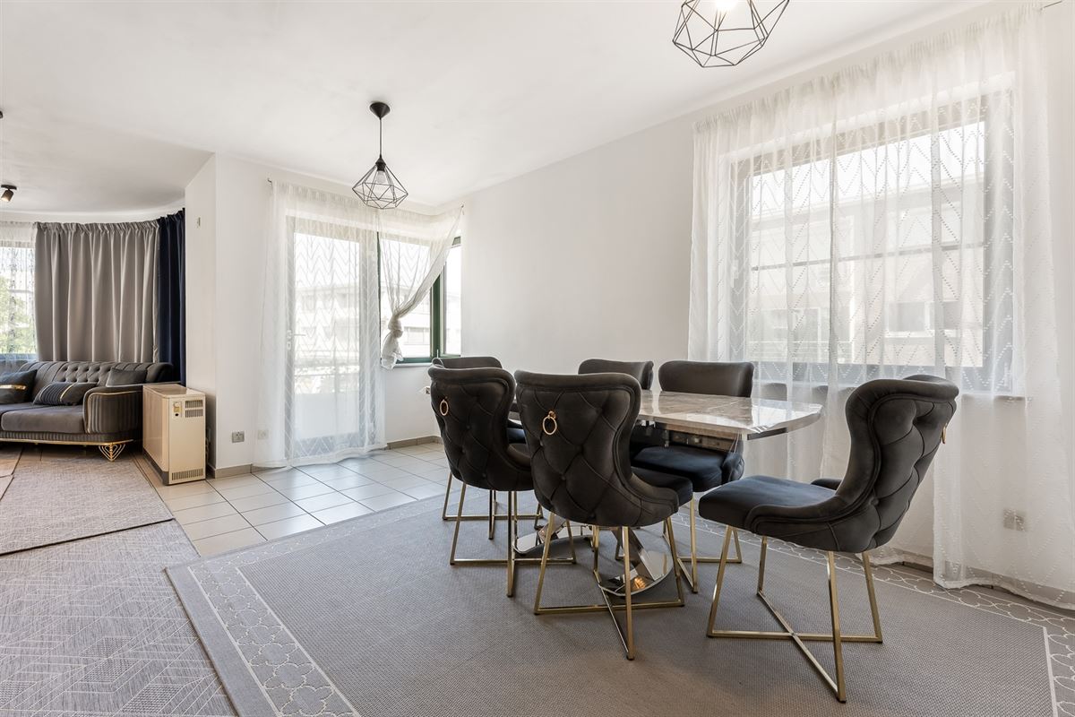 RUIM 2 SLAAPKAMER APPARTEMENT OP CENTRALE LIGGING IN BERINGEN CENTRUM