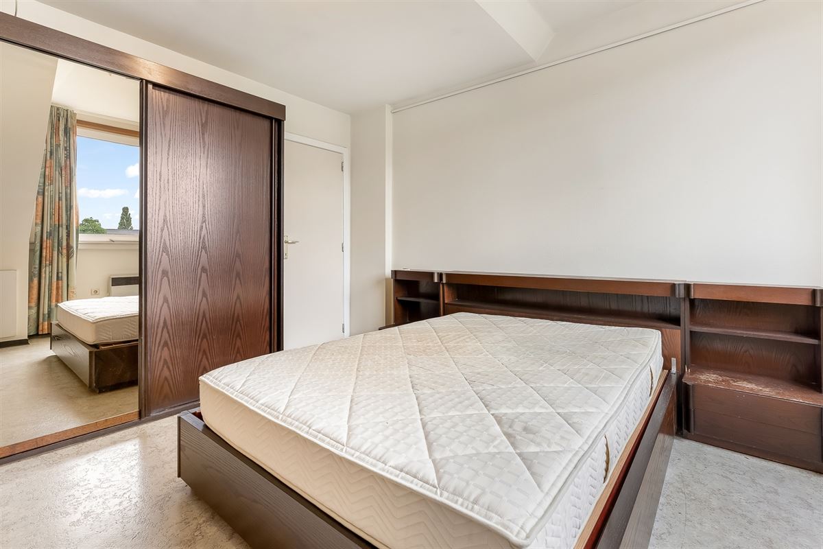 INSTAPKLAAR APPARTEMENT MET RUIM ZONNETERRAS PAL IN CENTRUM BALEN