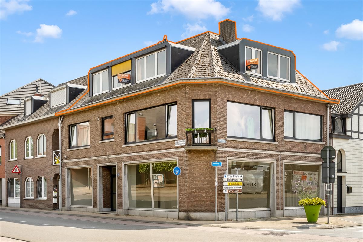 INSTAPKLAAR APPARTEMENT MET RUIM ZONNETERRAS PAL IN CENTRUM BALEN