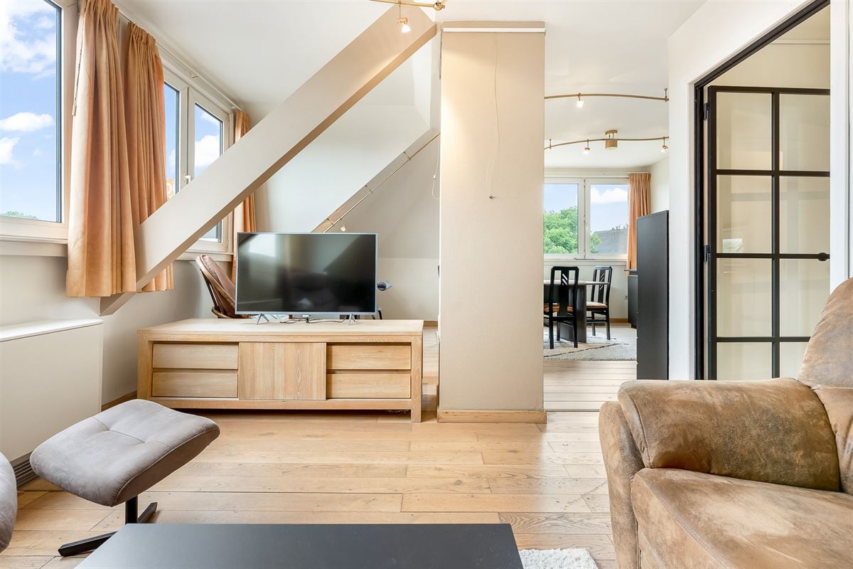INSTAPKLAAR APPARTEMENT MET RUIM ZONNETERRAS PAL IN CENTRUM BALEN