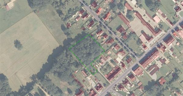 PERCEEL ACHTERLIGGENDE GROND VAN CIRCA 47A67CA IN WOONUITBREIDINGSGEBIED