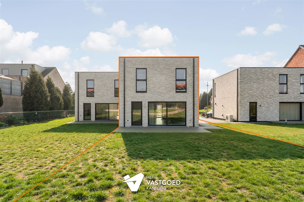 HOOGKWALITATIEVE, ENERGIEZUINIGE NIEUWBOUWWONING NABIJ CENTRUM BALEN