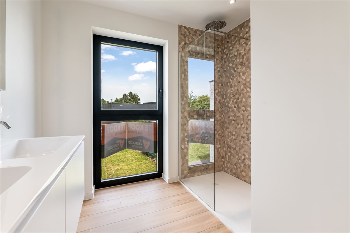HOOGKWALITATIEVE, ENERGIEZUINIGE NIEUWBOUWWONING NABIJ CENTRUM BALEN