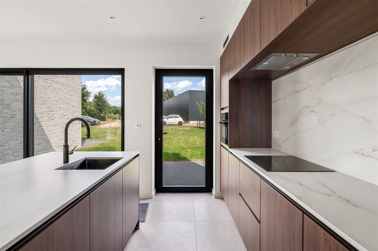 HOOGKWALITATIEVE, ENERGIEZUINIGE NIEUWBOUWWONING NABIJ CENTRUM BALEN