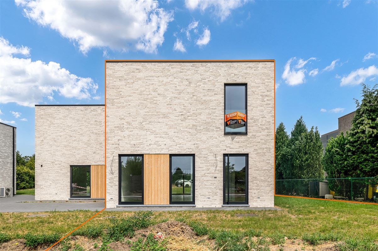HOOGKWALITATIEVE, ENERGIEZUINIGE NIEUWBOUWWONING NABIJ CENTRUM BALEN